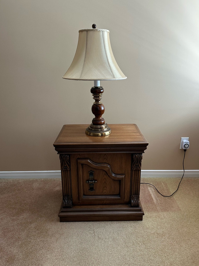 Bedroom Set in Multi-item in Oshawa / Durham Region - Image 3