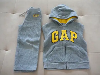 Ensemble polar  "GAP" (taille 4), View more