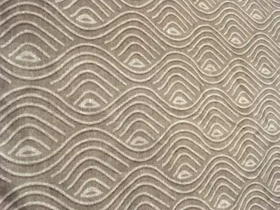 Natural neutral tones. Reversible. Invisible zipper. Machine wash, quick dry. Excellent as new condi...