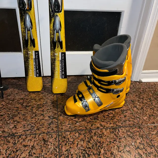 179 Salomon ski with boots ,poles in Ski in Markham / York Region - Image 5