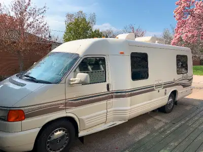 1998 Rialta Winnebago Motorhome (class B), about 120,000 miles, previously from Kentucky, US. The va...