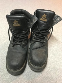 Paires de bottes avec cap d'acier