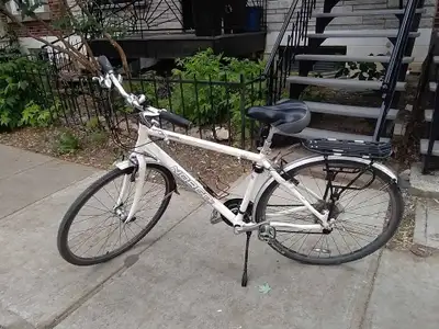 Vélo hybride Norco 18" - hybrid bike, View more