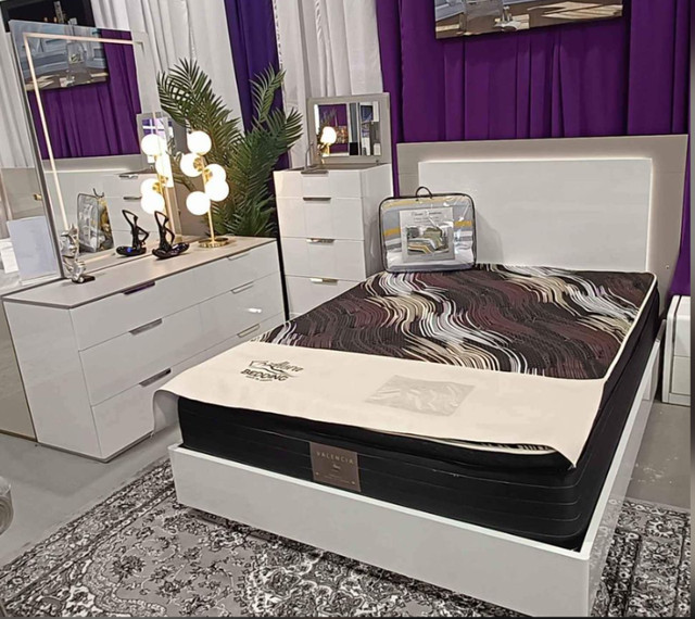 URGENT SALE !! ITALIAN SERIES BEDROOM SETS ON DISCOUNTED PRICES! in Beds & Mattresses in Mississauga / Peel Region - Image 2