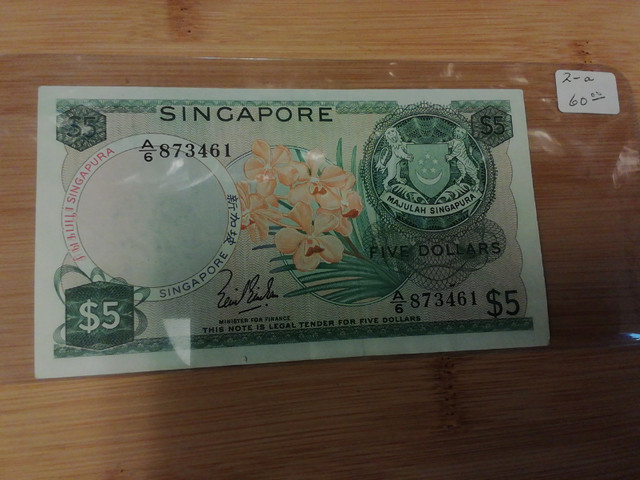 Singapore Five      Dollars 2-A    Banknote in Arts & Collectibles in Mississauga / Peel Region