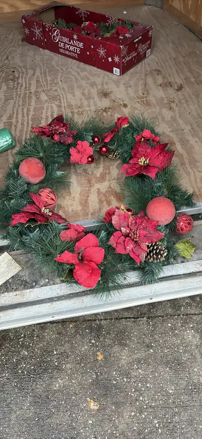 24 inch used christmas wreath - as pi tured, View more