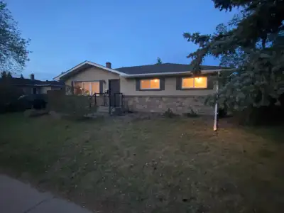 Haysboro SW 2 bed 1 bath basement