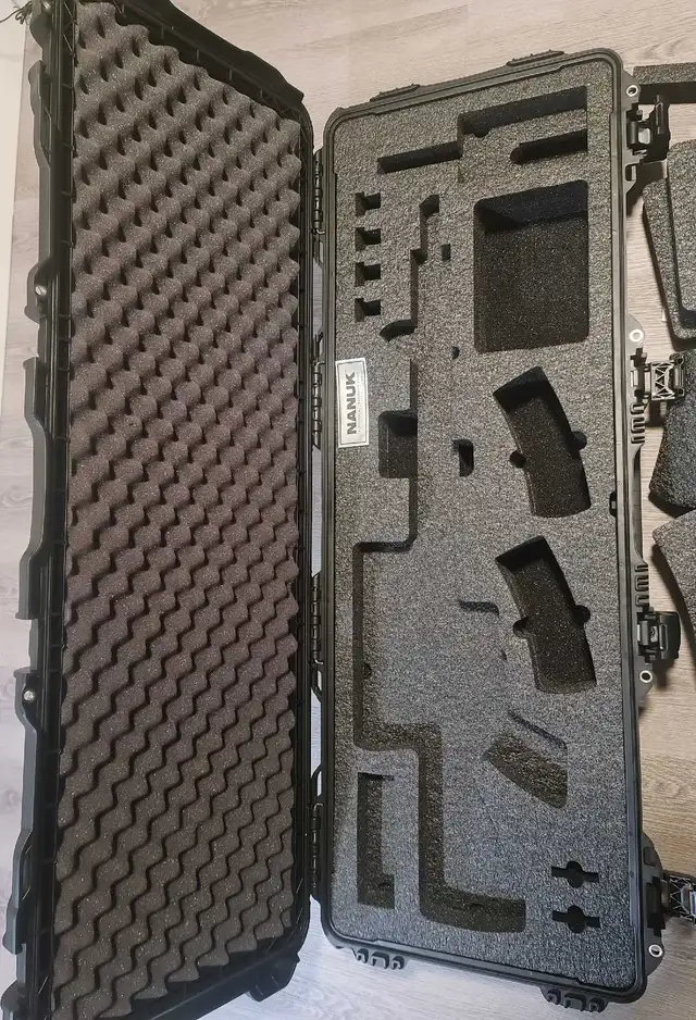 New Nanuk 990 AR Noir Black Case Valise in Other in Gatineau - Image 7