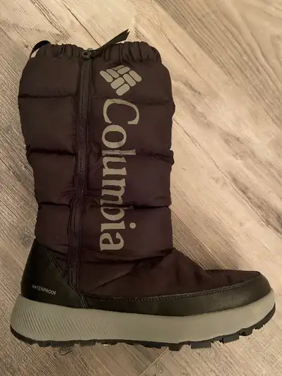 Bottes Columbia femme 9.5, View more