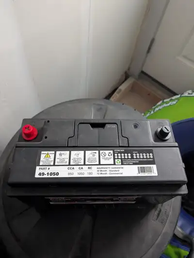 Came off my 2014 BMW, story behind it is I had a dash light come on and was told it's the battery so...