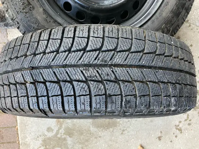 Michelin Winter Tires (Barely Used) 215/60R16 in Tires & Rims in City of Toronto - Image 2