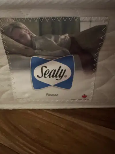 Sealy Finness Mattress - Full (double) , View more