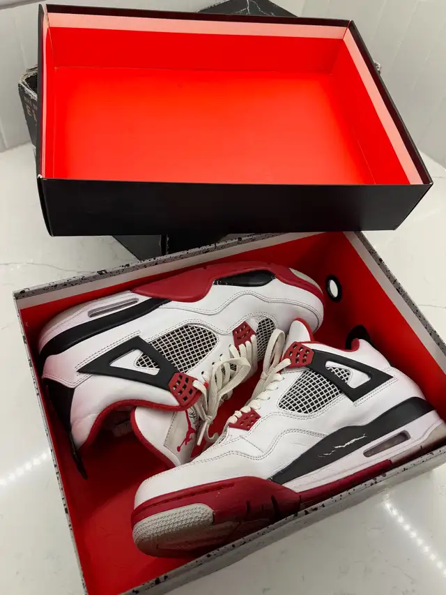 Jordan 4 Fire Red - US 11 in Men's Shoes in Calgary - Image 2