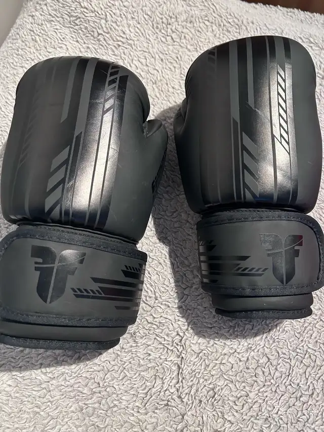 gants de boxe62864365027585122