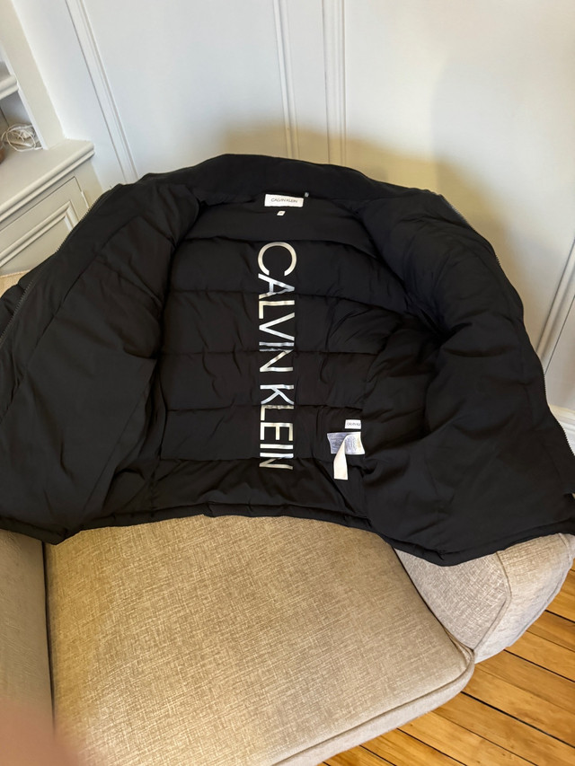 Calvin Klein Winter Jacket in Men's in Gatineau - Image 2