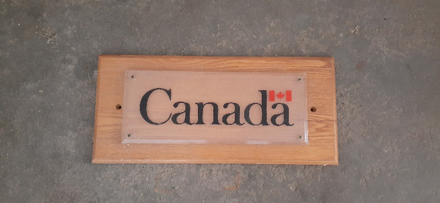 Wooden Canada Sign in Arts & Collectibles in Edmonton