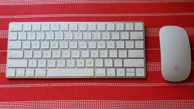 iMac 2013 21.5"64302565597570122