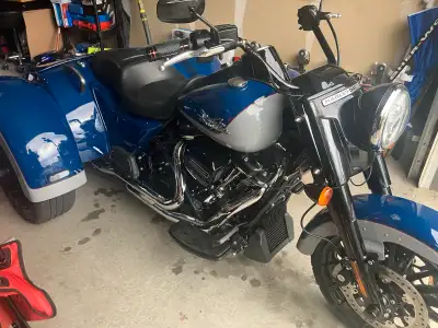 7466km, cobra full system exhaust, dynajet tuner, screaming eagle high flow air filter, removable dr...