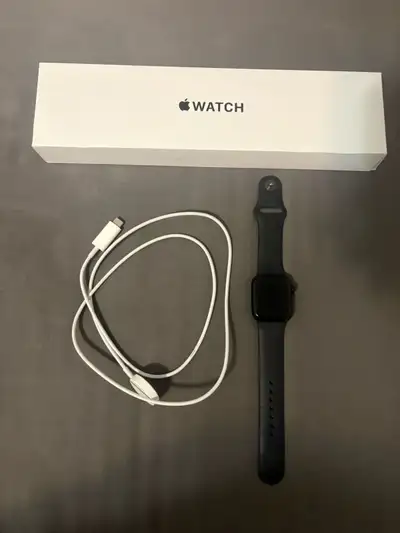 Apple Watch SE (2nd Gen), View more