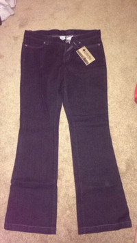 NWT-Women's Columbia Jeans-Size 10 Regular