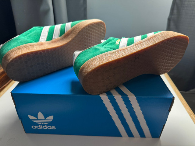 Adidas Gazelle Green size 11 dans Chaussures pour hommes  à Laval/Rive Nord - Image 2