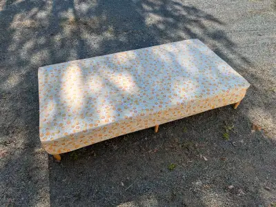 Twin size box spring on legs. Pickup on weekends at Moth Lake