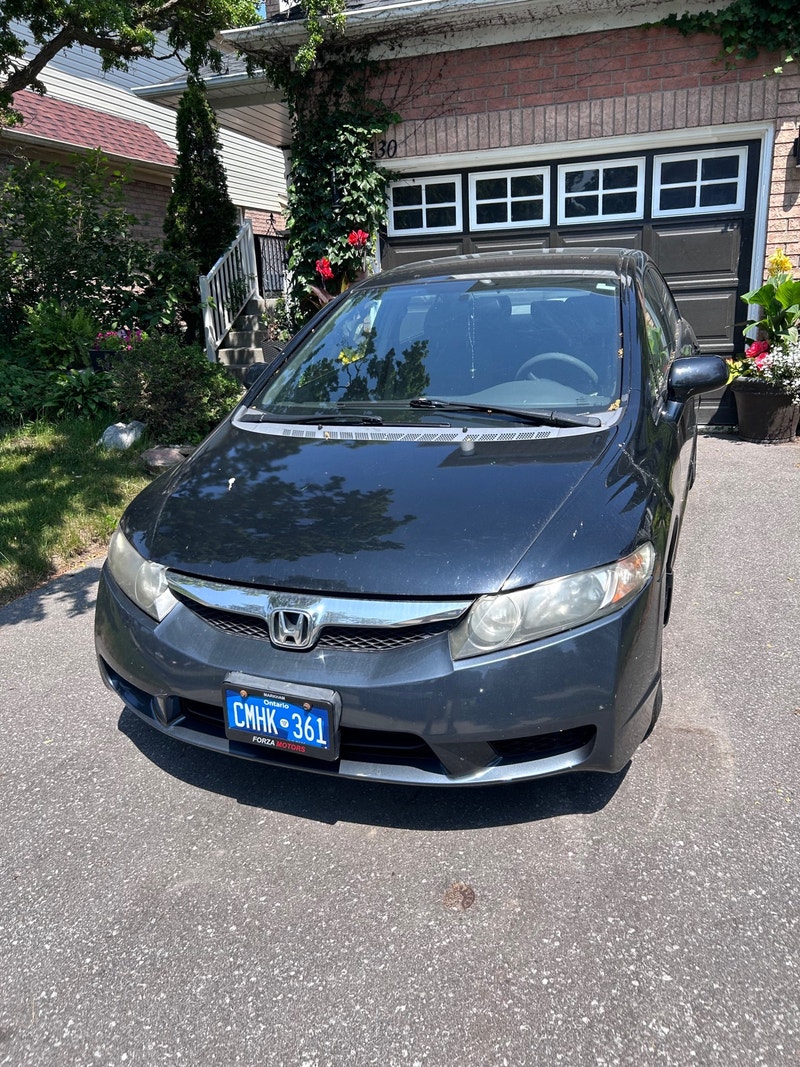 2009 Honda civic 275,000km after market radio Cars & Trucks Oshawa