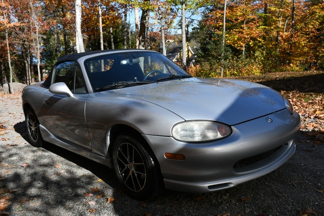 Miata MX5 de Mazda en excellent état à vendre (année 2000) — photo 2