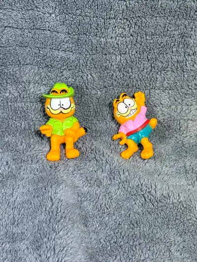 Vintage 1980’s Garfield Toys, View more