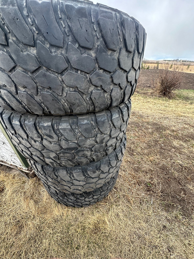 35x12.5x20 in Tires & Rims in Grande Prairie
