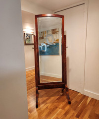 Freestanding floor mirror - Collectible unique piece!