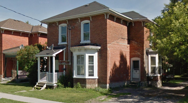 One Bdrm Newly Renovated Apartment in Long Term Rentals in Belleville