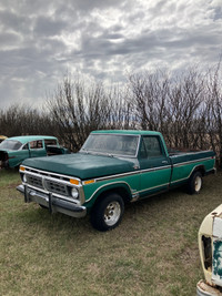 1977 ford XLT