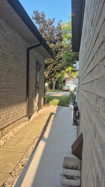 basement for rent in Hamilton on the mountain