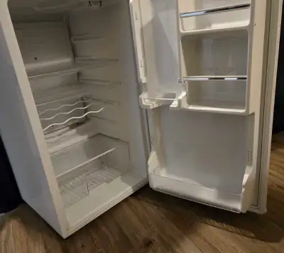 Sanyo Compact / Mini Refrigerator Fridge, View more
