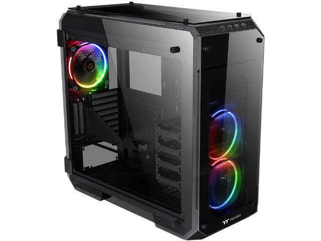 Tour PC Thermaltake ''Full'' View 71 RGB 4-Sided Tempered Glass dans Composants de système  à Ville de Montréal - Image 3