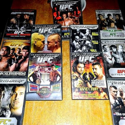 UFC DVDs dans CD, DVD et Blu-ray  à Ouest de l’Île