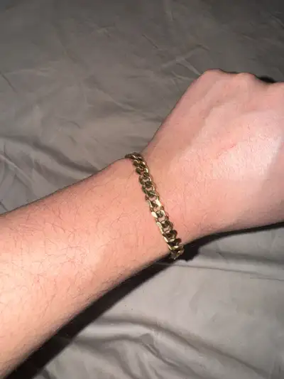 Firm on the price. About 7.3 inches long.