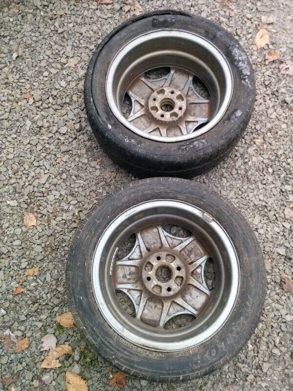 2 Mag Roue de 15 pouces VW 4 X 100 Gris Silver 5 branches Hiver in Tires & Rims in Laurentides - Image 5