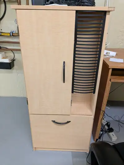This computer desk has some flaws but the tower cabinet is in excellent shape and the filing area is...
