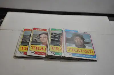 1974 Topps Traded Baseball Set lot of +- 25 jim wynn steve stone, View more