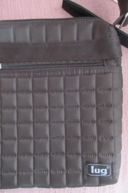 Lug Cross-body Bag in Women's - Bags & Wallets in Prince Albert - Image 3
