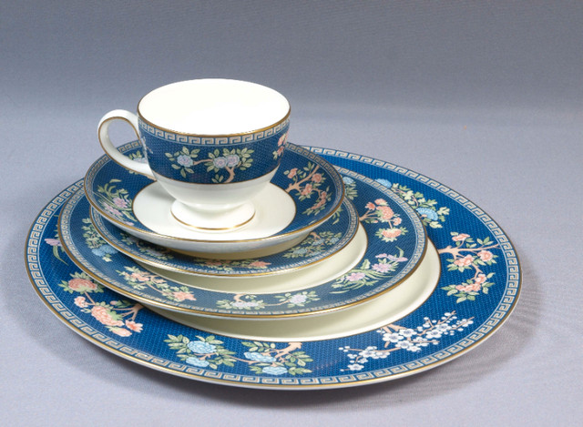 Wedgwood Blue Siam DINNER SET Salad Cup Bread Plate England NEW in Kitchen & Dining Wares in Oakville / Halton Region - Image 2