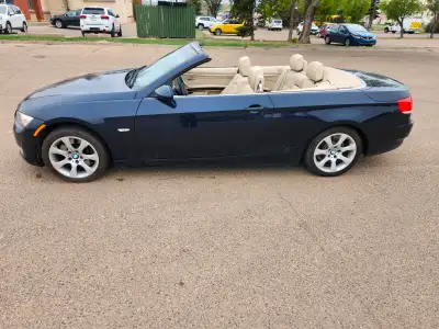 2008 BMW 335I CONVERTIBLE hardtop, 3.0 L AUTO, tan power heated seats, 189 KM, RWD, rear sensors, ne...