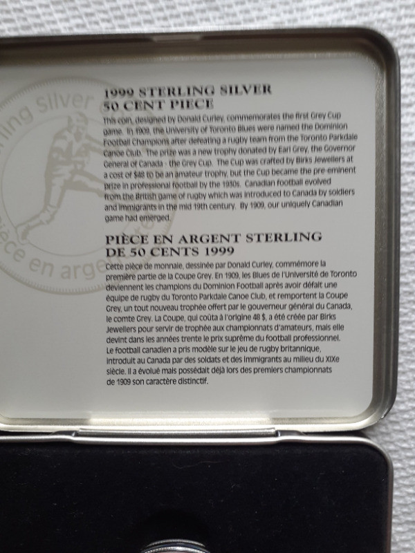 STERLING SILVER COIN 1999 50 CENT PIECE FIRST GREY CUP dans Art et objets de collection  à Région d’Oakville/Halton - Image 2