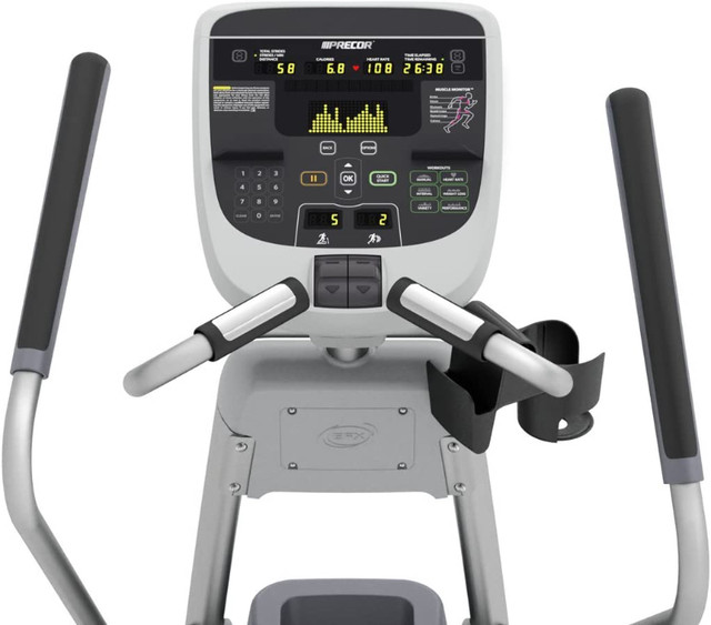 Precor EFX Commercial Elliptical in Exercise Equipment in Edmonton - Image 2