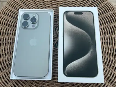 iPhone 15 pro - MINT - in original box, View more