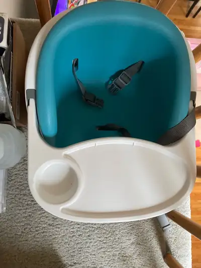 booster seat with tray , View more