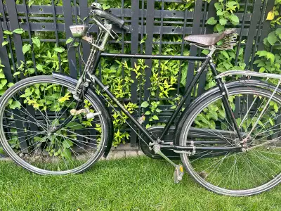 Vintage Raleigh Dutch Bike, View more