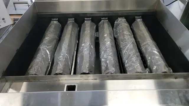 Brand New 36" Grill Heavy Duty Charbroiler- Natural Gas/Propane in Other in City of Toronto - Image 4